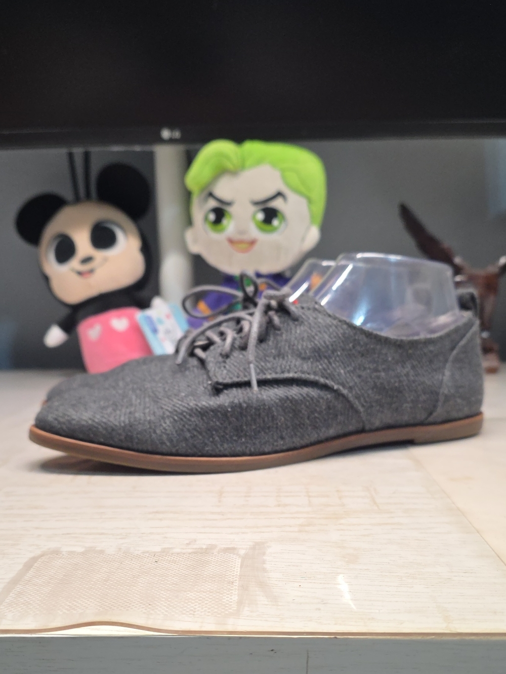 Ellen Degeneres Kerrin Oxford Gray Shoes Size 9M